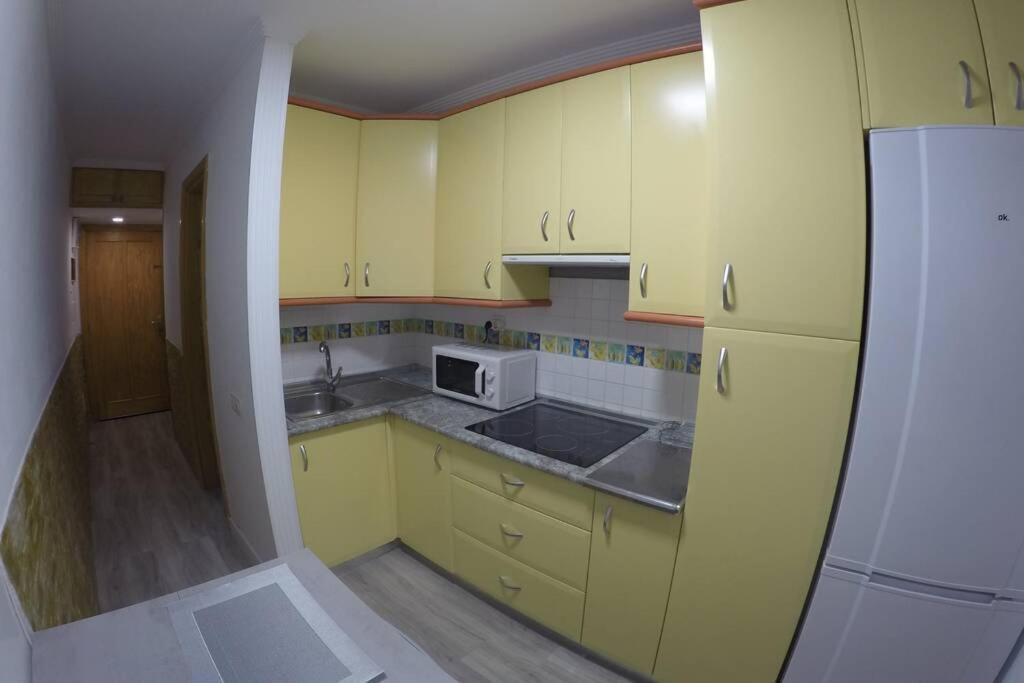 Studio Apartment La Lajilla Located At Beachfront Arguineguin 外观 照片